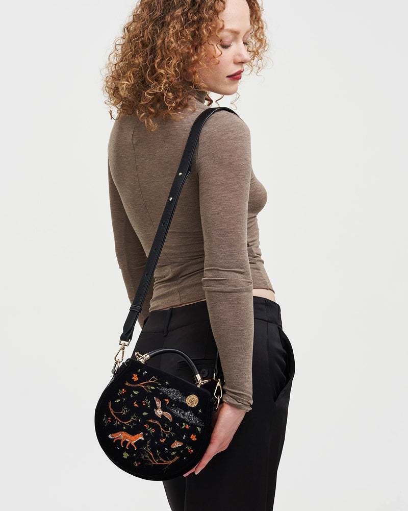 Sac noir brodé Fable England – Renard & Chouette