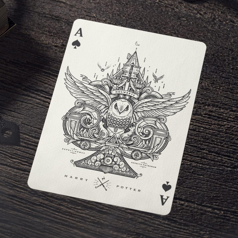 Jeu de cartes Harry Potter – Edition Poufsouffle – Theory 11