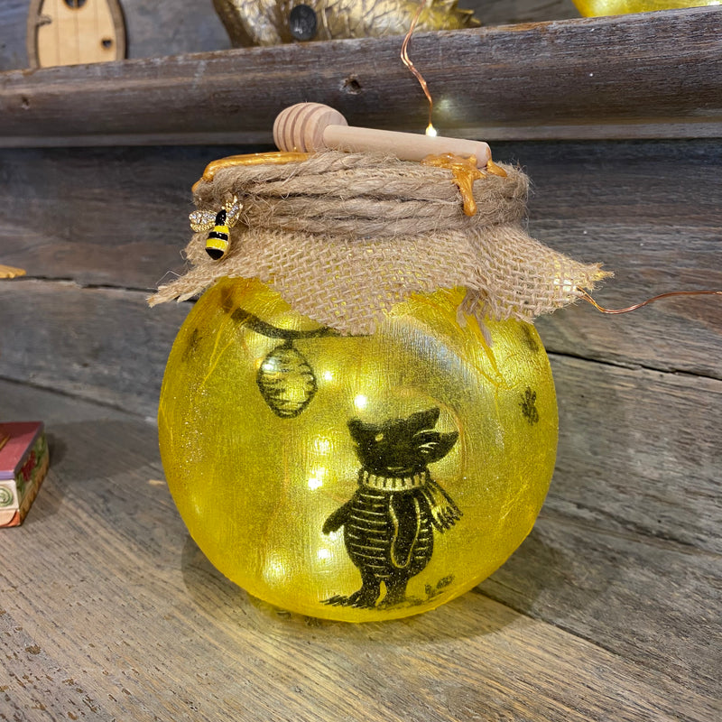 Lanterne artisanale en verre – Inspirée de Winnie et son pot de miel