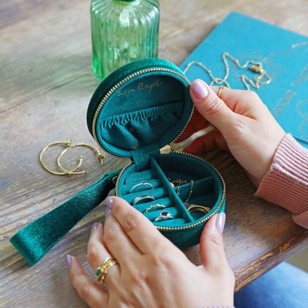 Boîte à bijoux en velours vert – Constellations dorées