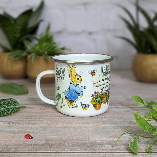 Mug en émail Peter Rabbit au jardin – Beatrix Potter