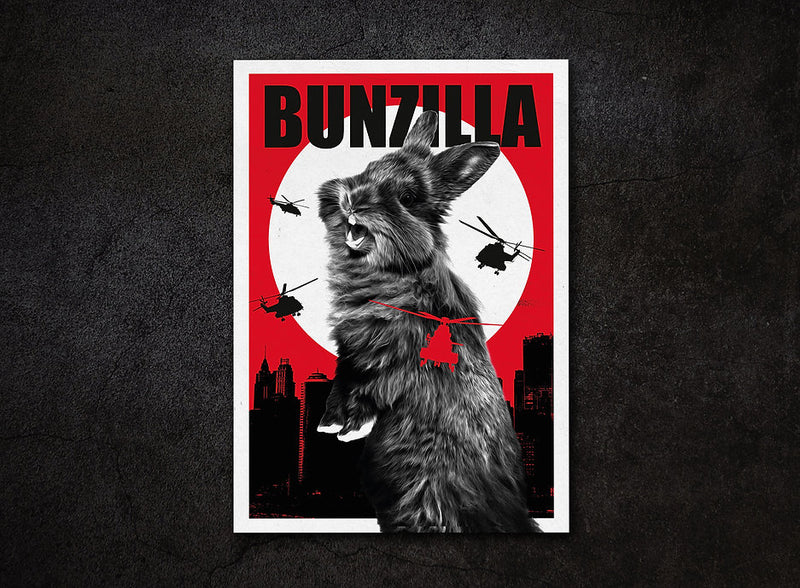 Carte postale “BUNZILLA” – Lapin géant style film catastrophe