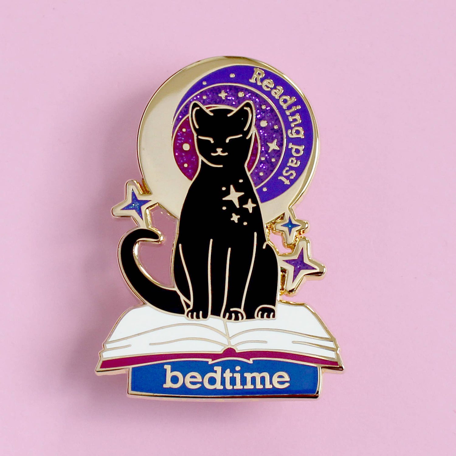 Pin’s Chat noir "Lecture après le coucher" - Collection Book Cat