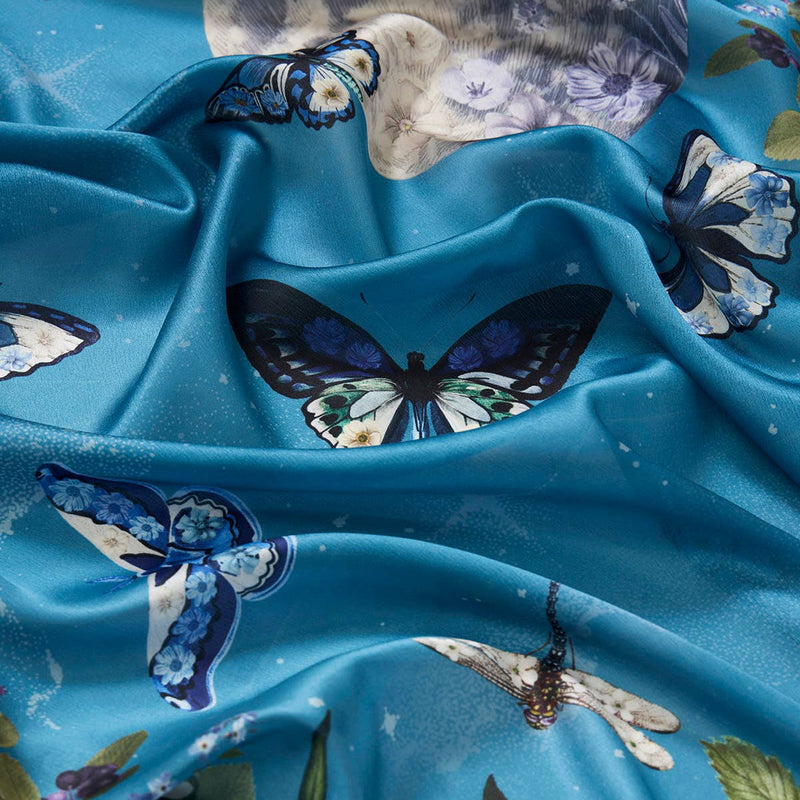 Foulard carré Midnight Garden – Papillons, fleurs et lune – Fable England