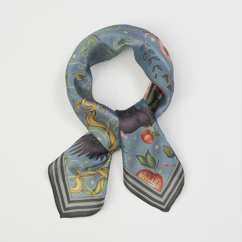 Foulard Fable England – Motif "Into the Woods" de Catherine Rowe
