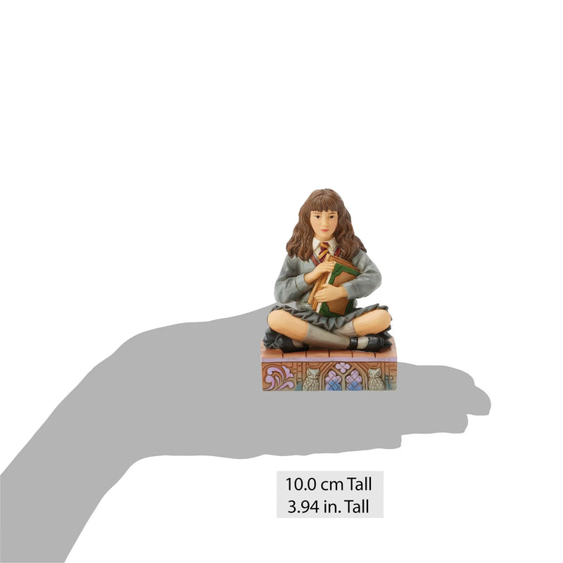 Figurine Harry Potter by Jim Shore – Hermione Granger assise avec ses livres