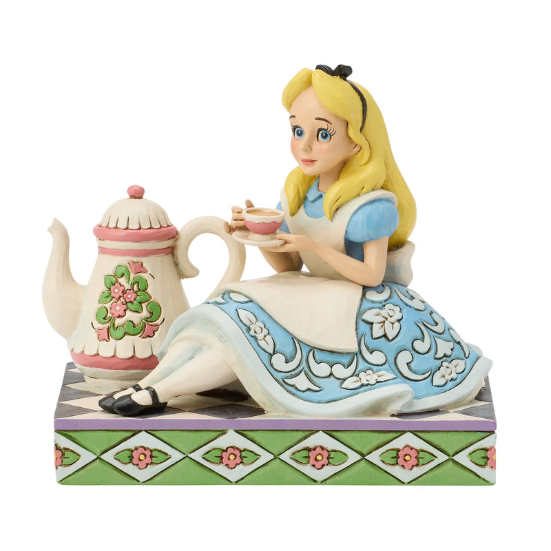 Figurine Disney Traditions Jim Shore, Alice au Pays des Merveilles à l'heure du thé