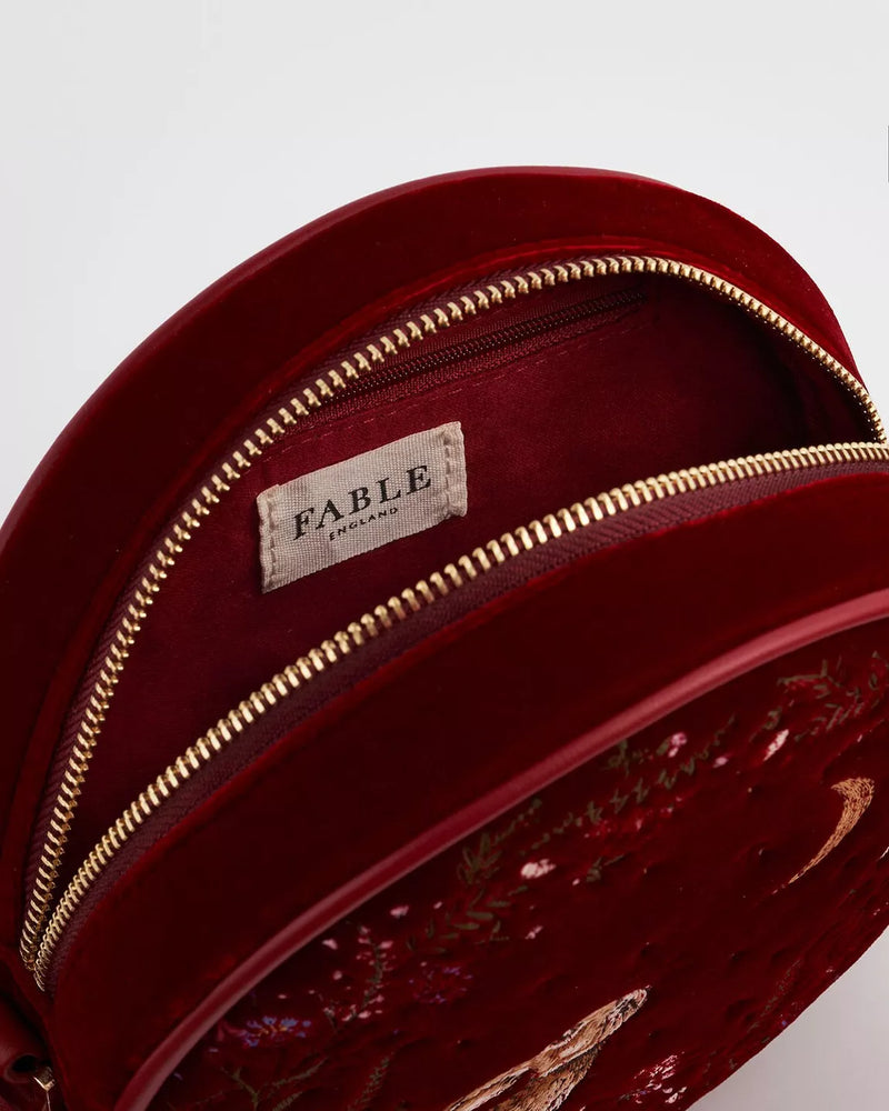 Sac bandoulière rouge Fable England – Lapin brodé & fleurs