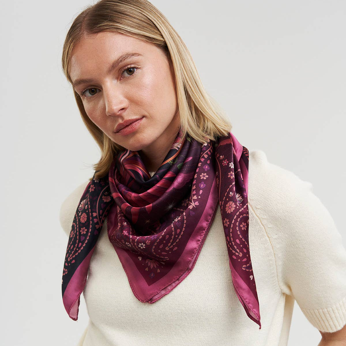 Foulard carré Phénix bordeaux – Fable England - 90 × 90 cm