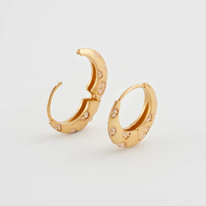 Créoles marguerite Fable England – Plaqué or aspect vieilli