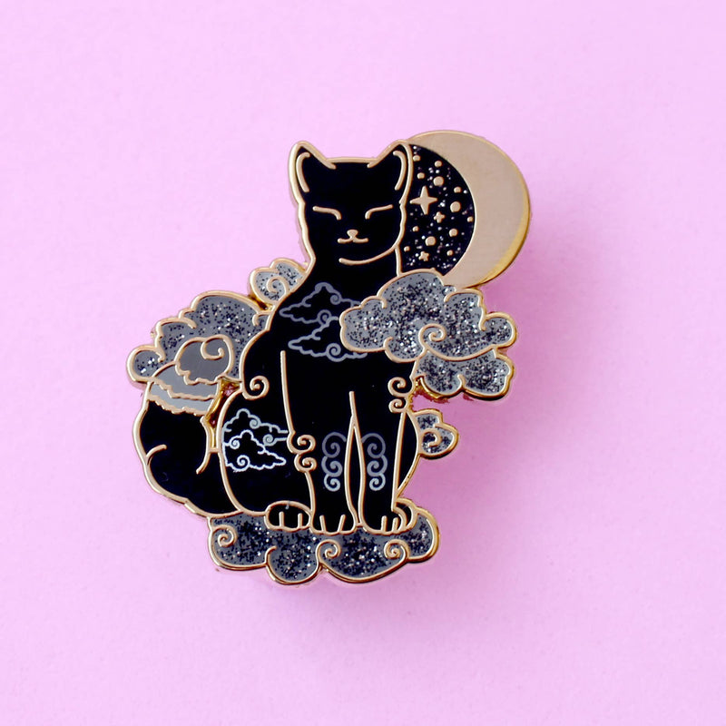 Pin’s Chat Noir & Nuages