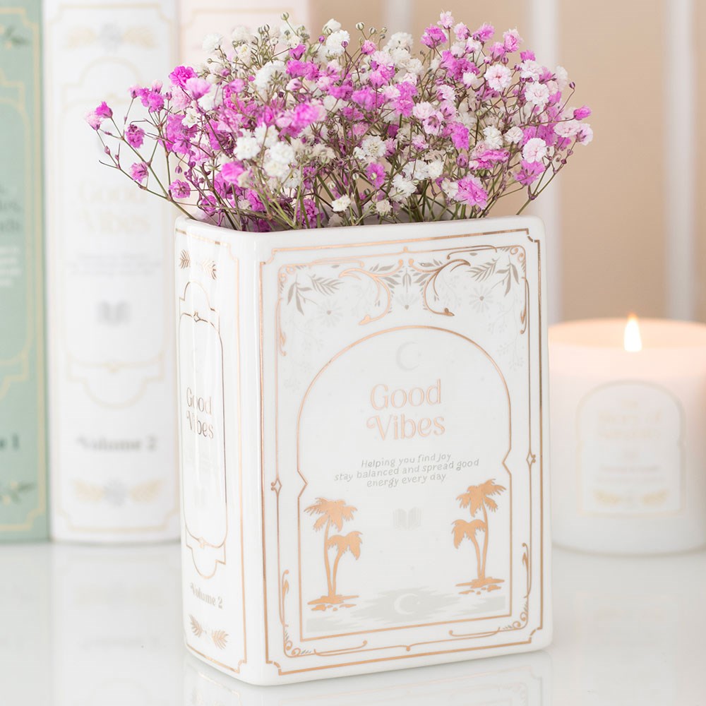Vase Livre Blanc « Good Vibes » en Céramique – Collection The Book Club