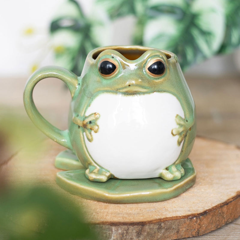 Tasse grenouille en céramique – avec soucoupe assortie
