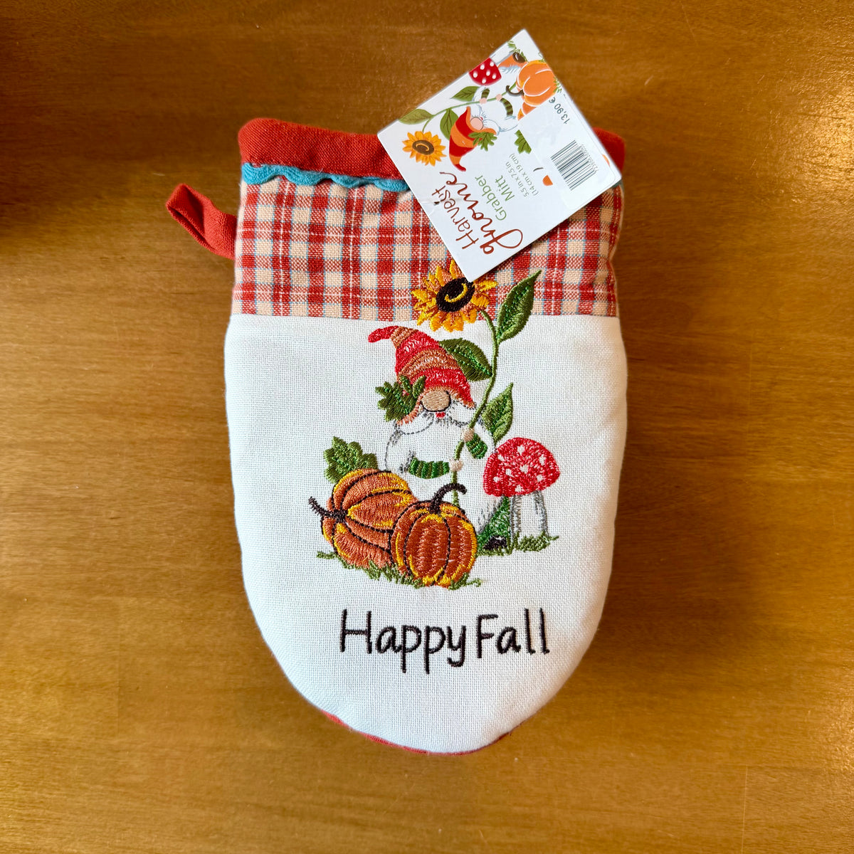 Manique brodée gnome entouré de citrouilles et d'un tournesol, inscription Happy Fall, déco d'automne