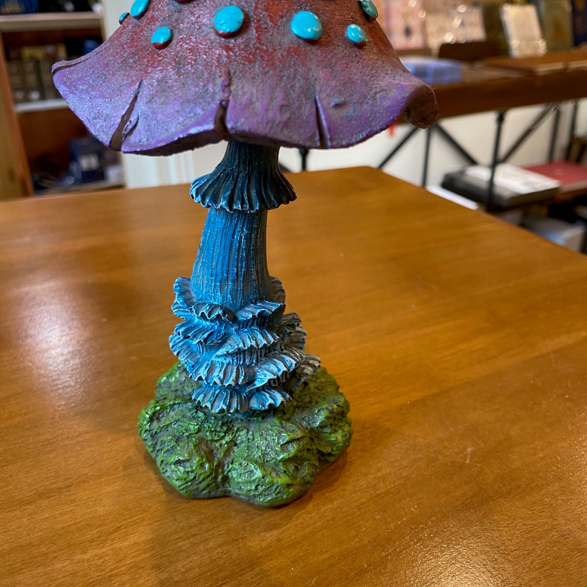 Champignon décoratif féerique – Rouge, violet et turquoise – Hauteur 24 cm