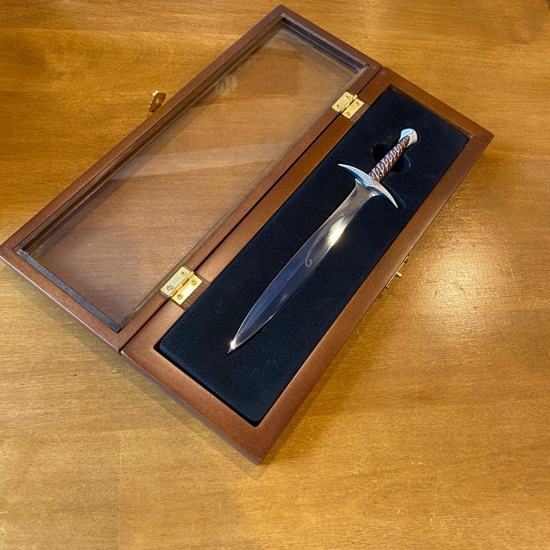 Ouvre-lettres Le Seigneur des Anneaux – Dard, l’épée de Frodon – boîte vitrée