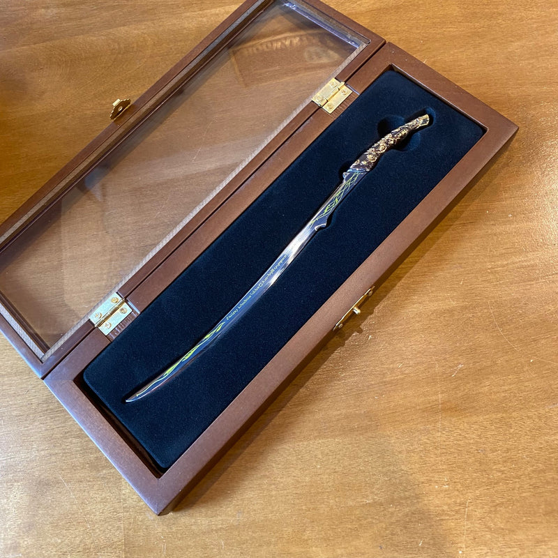 Ouvre-lettres Hadhafang – Épée d’Arwen – Réplique Noble Collection
