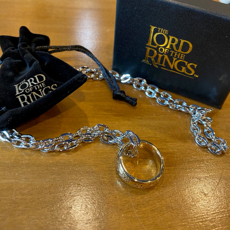 Collier Le Seigneur des Anneaux – Réplique officielle de l’Anneau Unique – Noble Collection