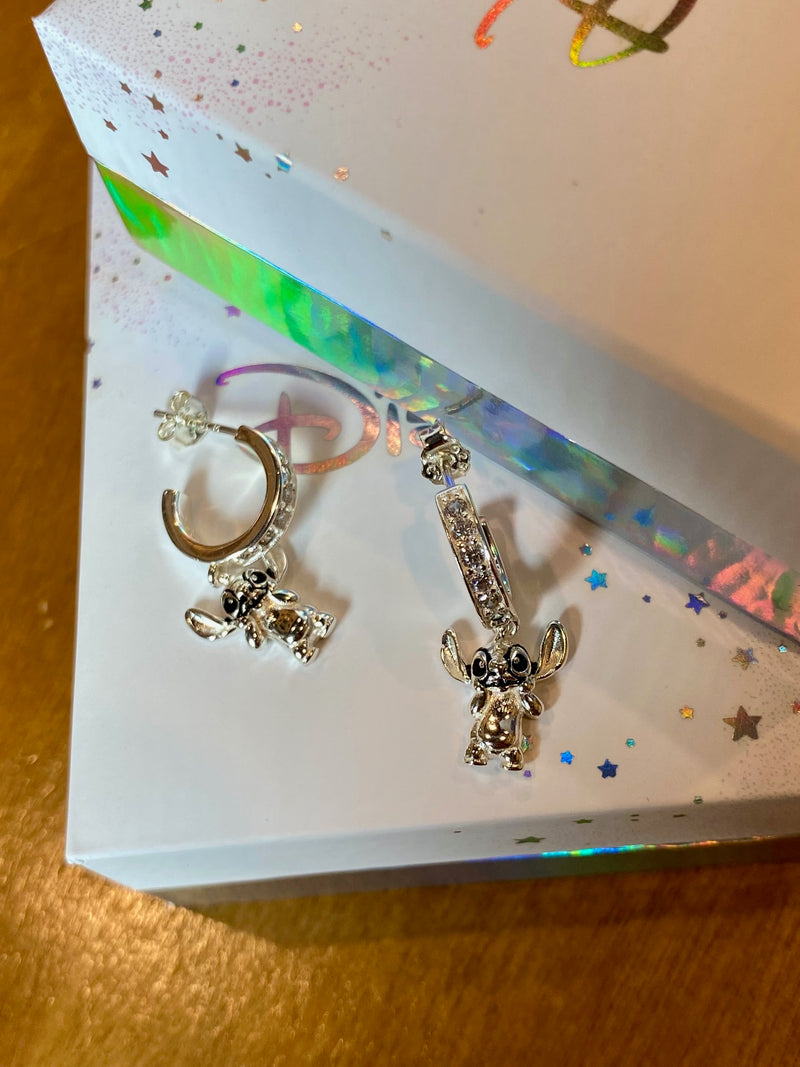 Boucles d’Oreilles Disney Stitch en Argent Massif – Demi-Créoles