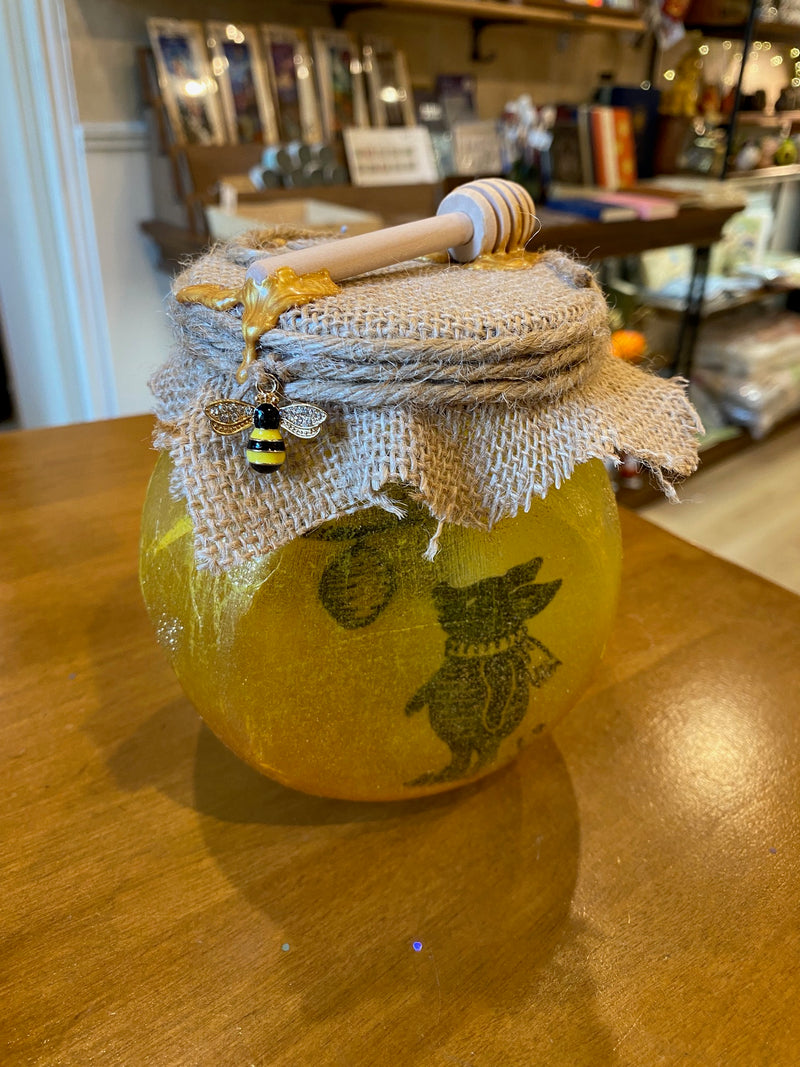 Lanterne artisanale en verre – Inspirée de Winnie et son pot de miel