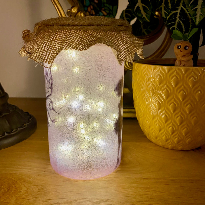 Lanterne artisanale - Fée rose - Fiole rose et clef à l'ancienne