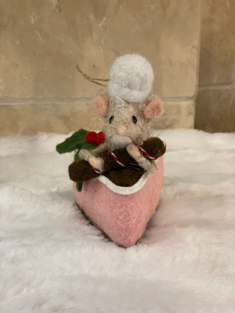 Décoration de Noël – Souris pâtissière à suspendre en laine feutrée