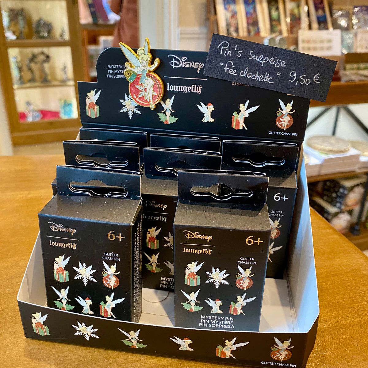 Pin's SURPRISE - Fée Clochette Noël - Disney Loungefly