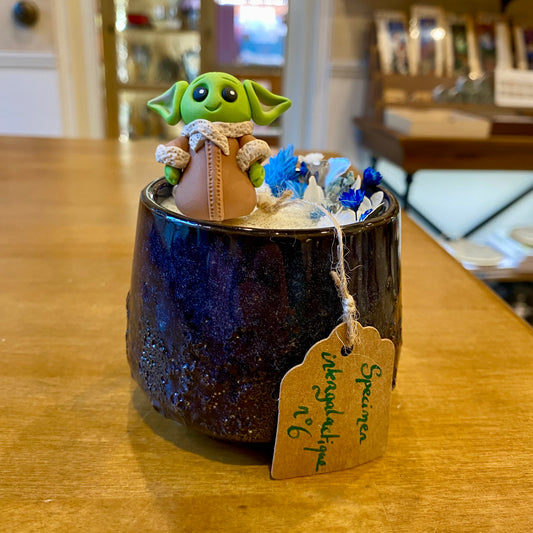 Bougie artisanale - Specimen intergalactique N°6 - CHOCO NOISETTE - Pièce unique