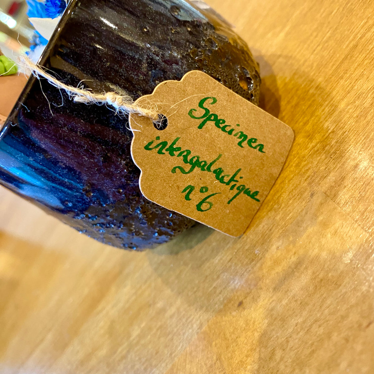 Bougie artisanale - Specimen intergalactique N°6 - CHOCO NOISETTE - Pièce unique