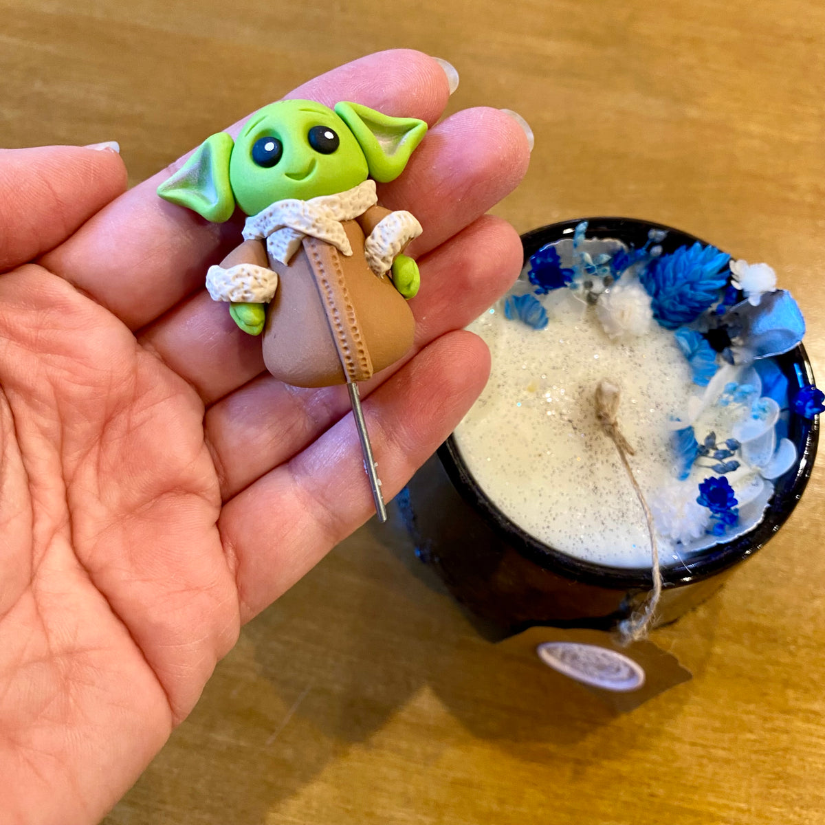 Bougie artisanale - Specimen intergalactique N°6 - CHOCO NOISETTE - Pièce unique