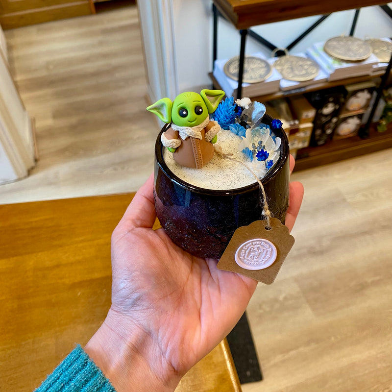 Bougie artisanale - Specimen intergalactique N°6 - CHOCO NOISETTE - Pièce unique