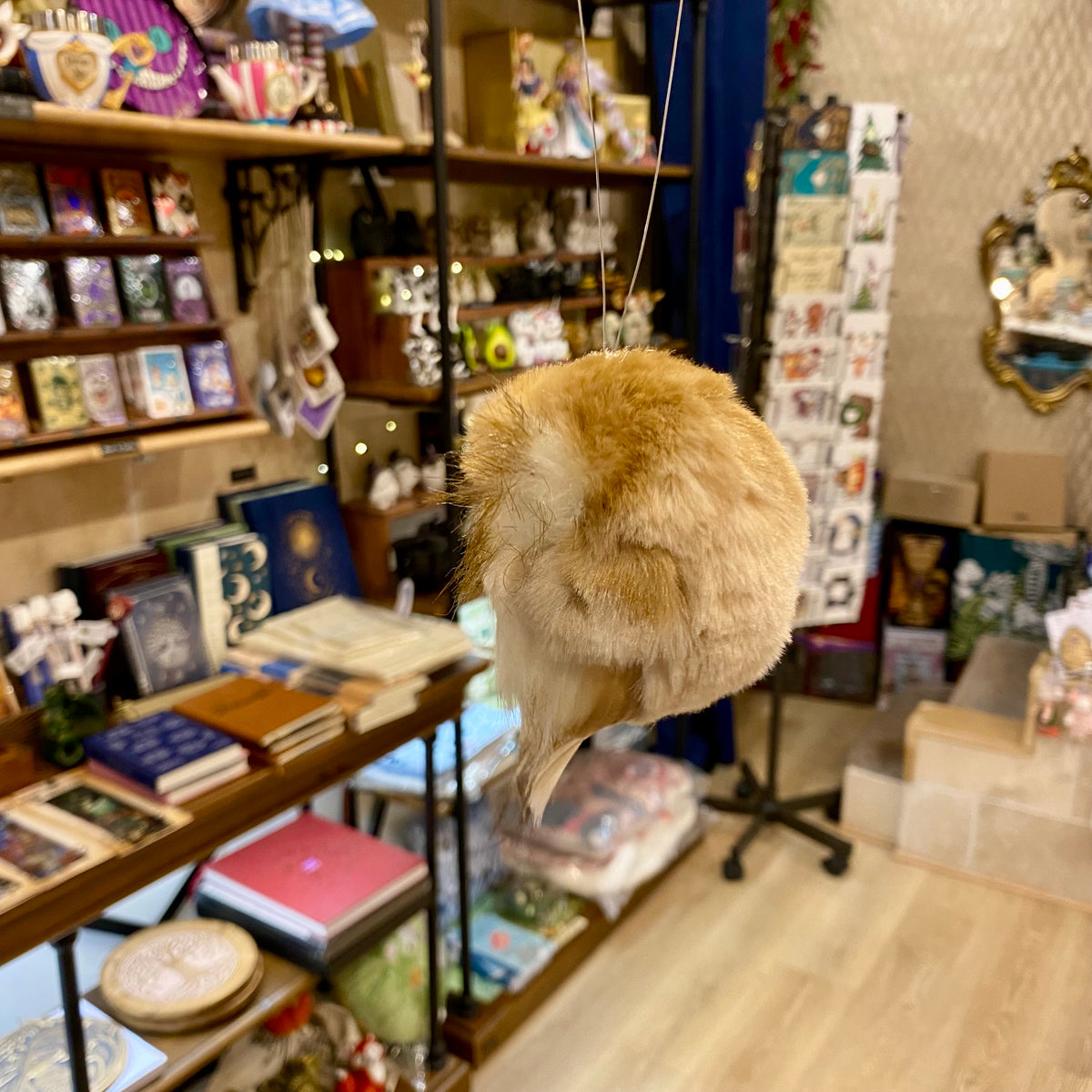 Chouette décorative duveteuse à suspendre – Couleurs naturelles