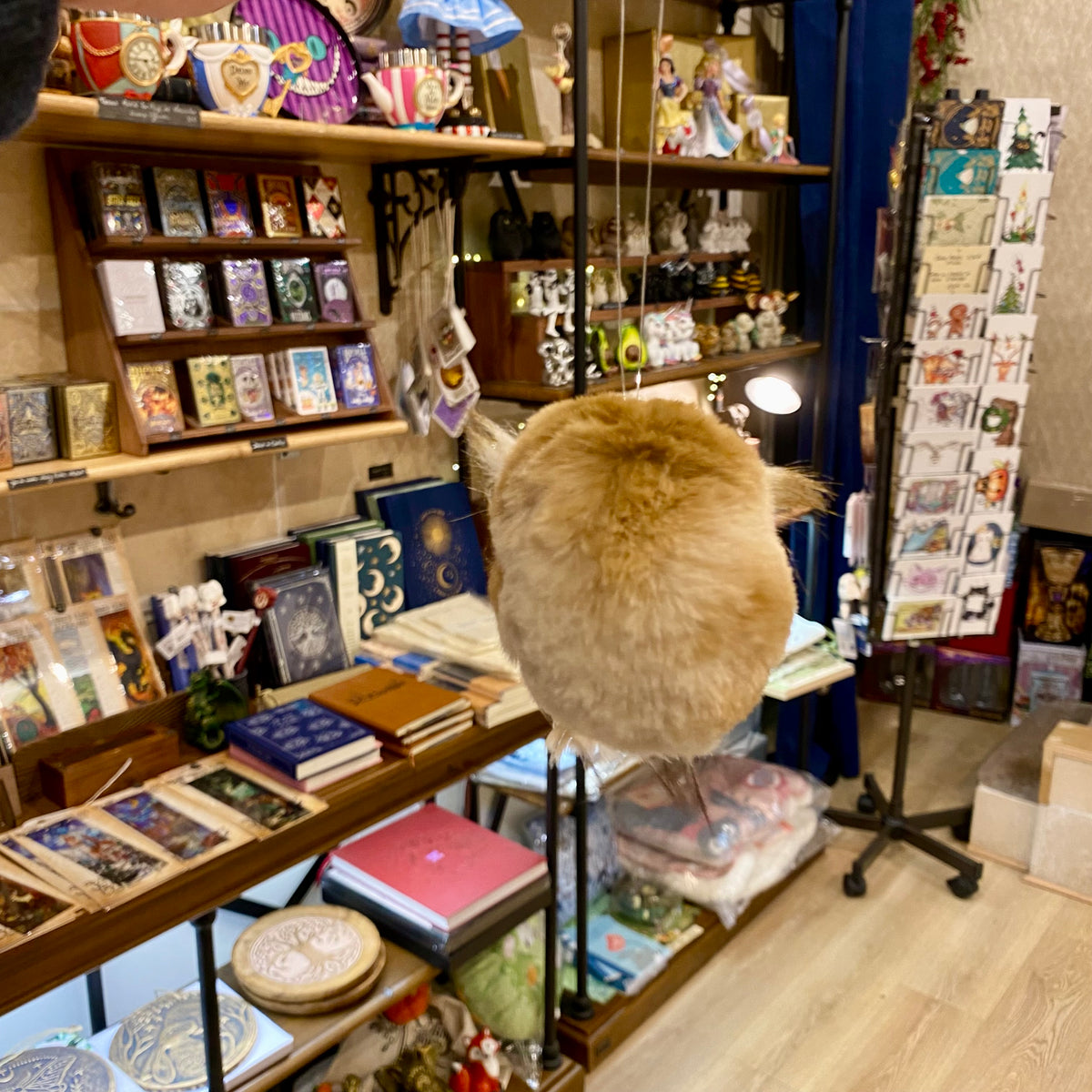 Chouette décorative duveteuse à suspendre – Couleurs naturelles