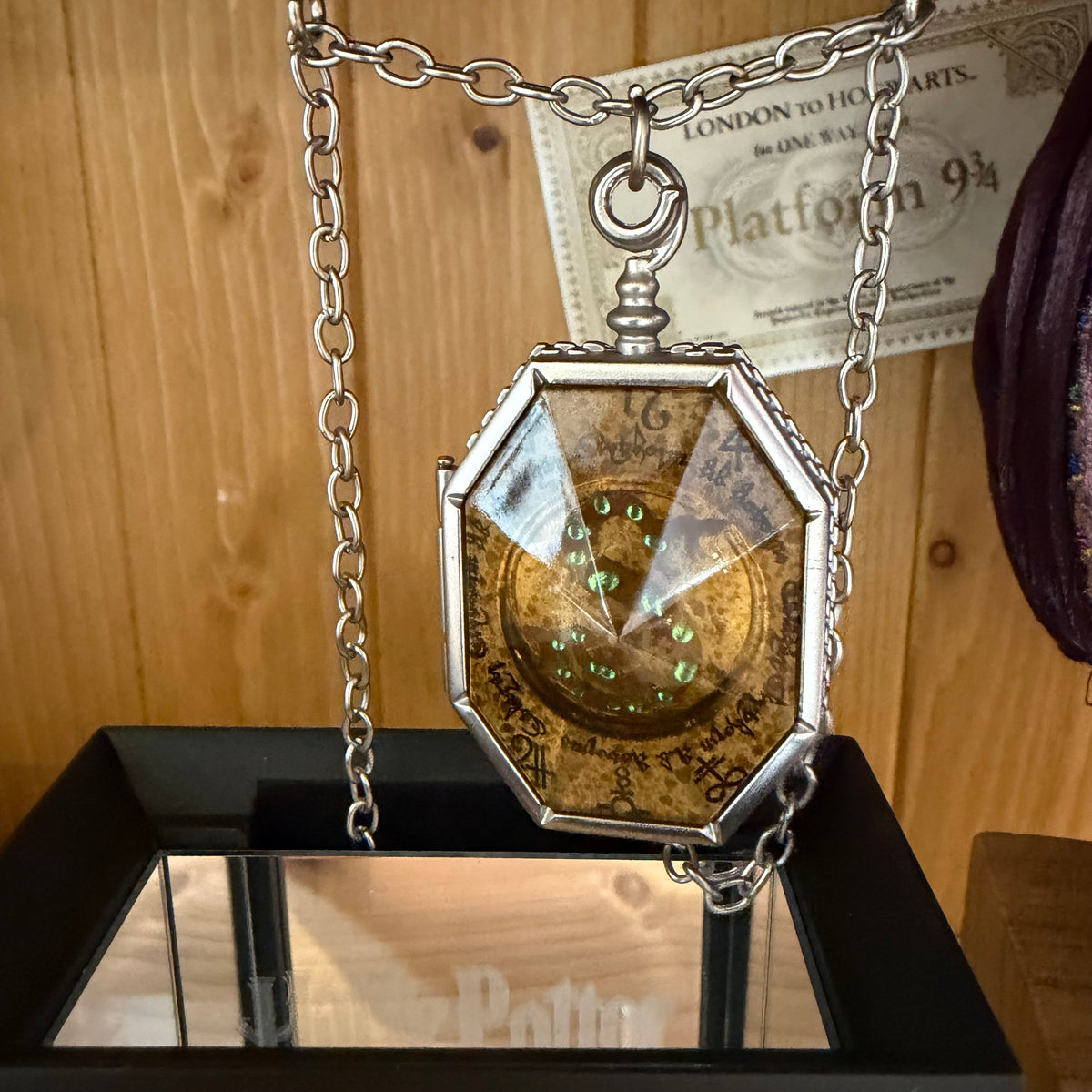 Médaillon de Salazar Serpentard – Réplique Officielle Harry Potter – Horcruxe de Voldemort – Noble Collection