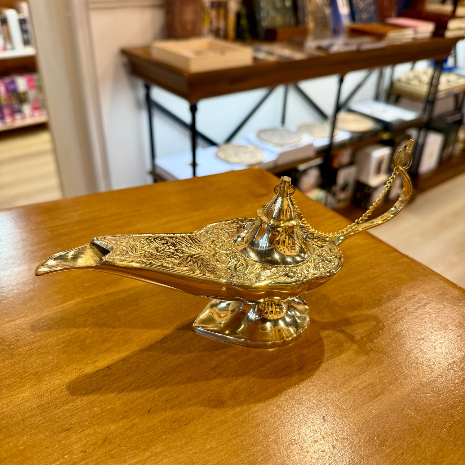 Lampe d’Aladin décorative en métal doré – Style oriental