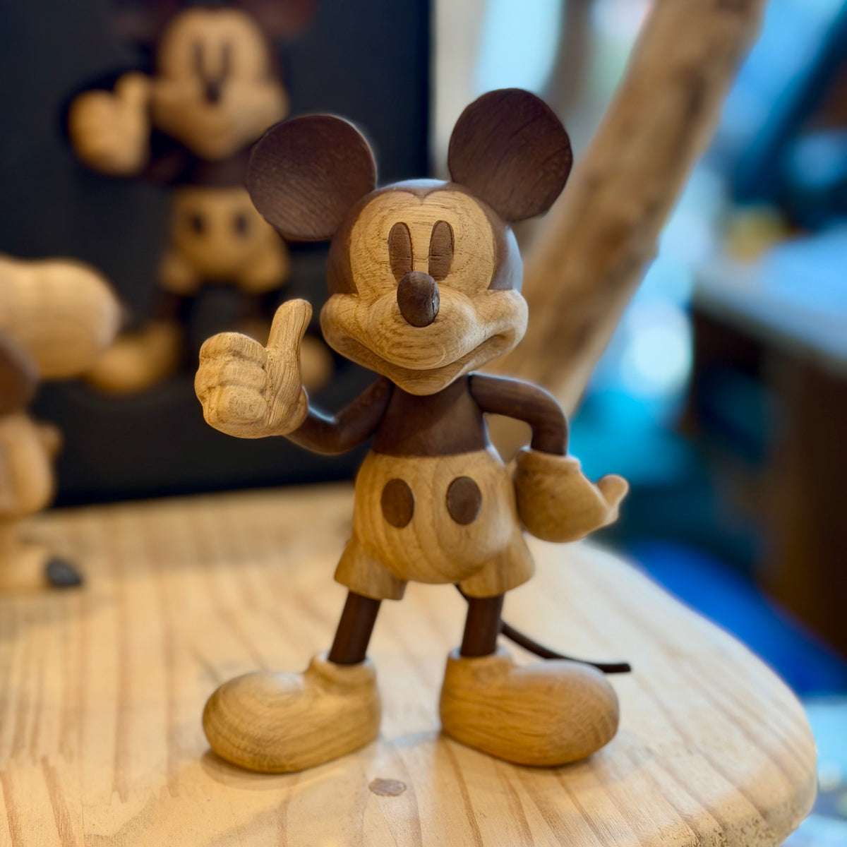 Figurine Mickey en bois - Boyhood