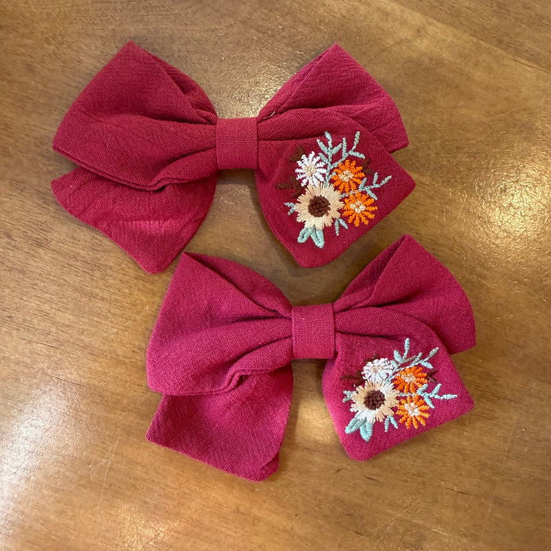 Lot de 2 pinces à cheveux nœud rouge brique brodé