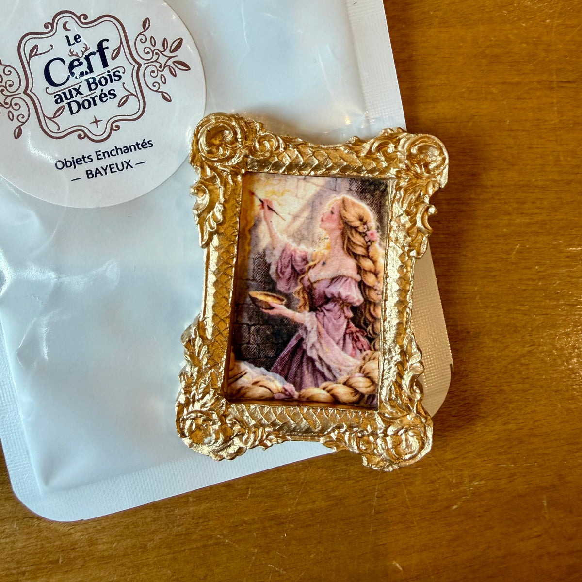 ARTISANAT Magnet cadre Raiponce - Le Cerf aux Bois Dorés
