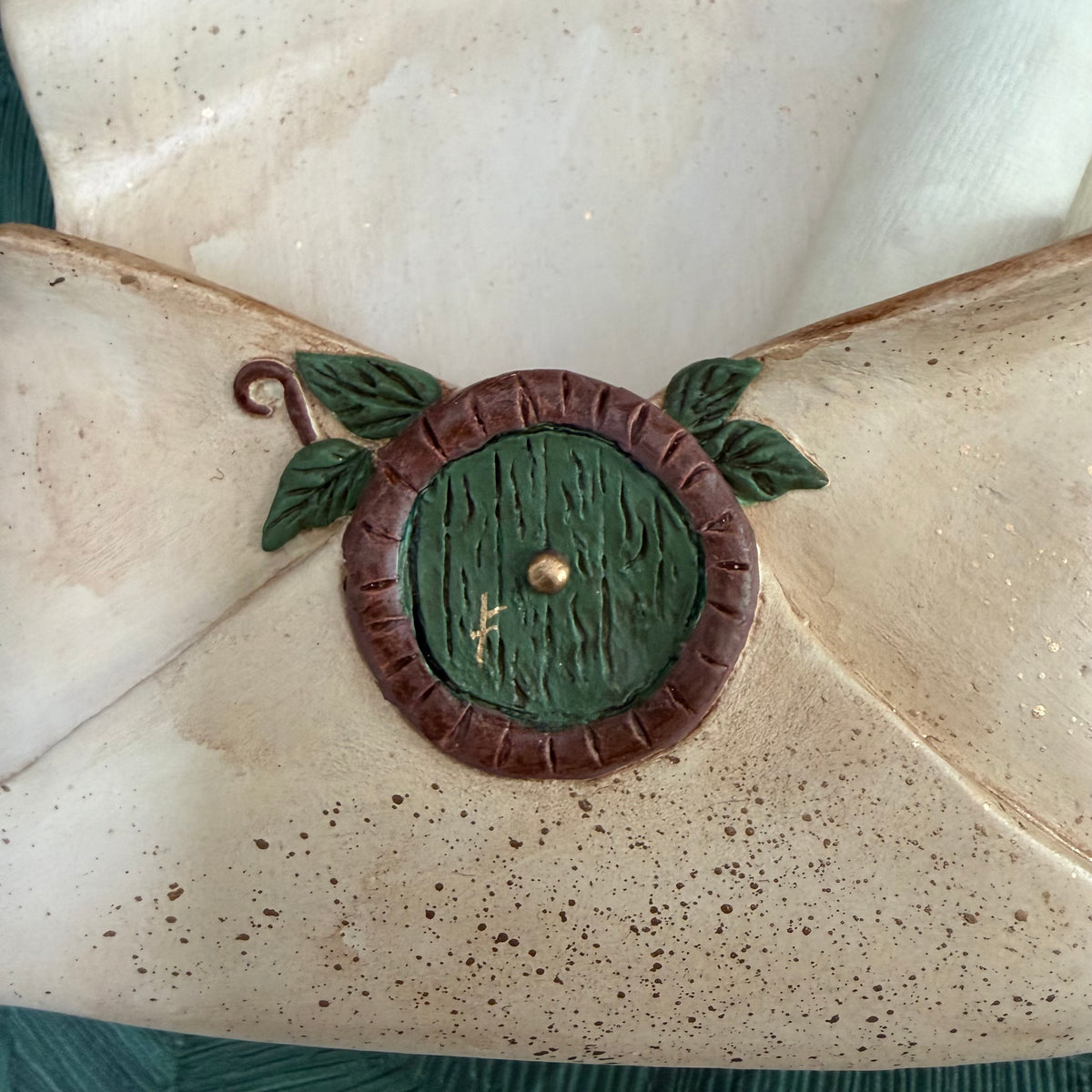 ARTISANAT Enveloppe murale inspirée "Comté" – Le Cerf aux Bois Dorés