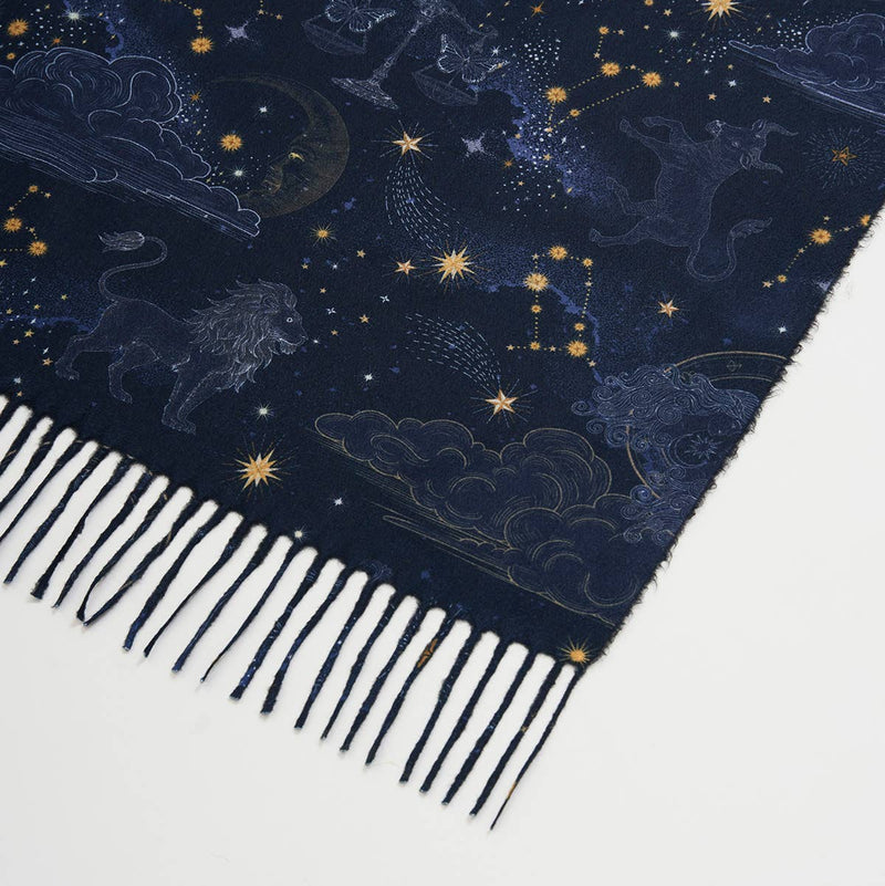 Écharpe longue à franges Zodiac bleu marine - Fable England