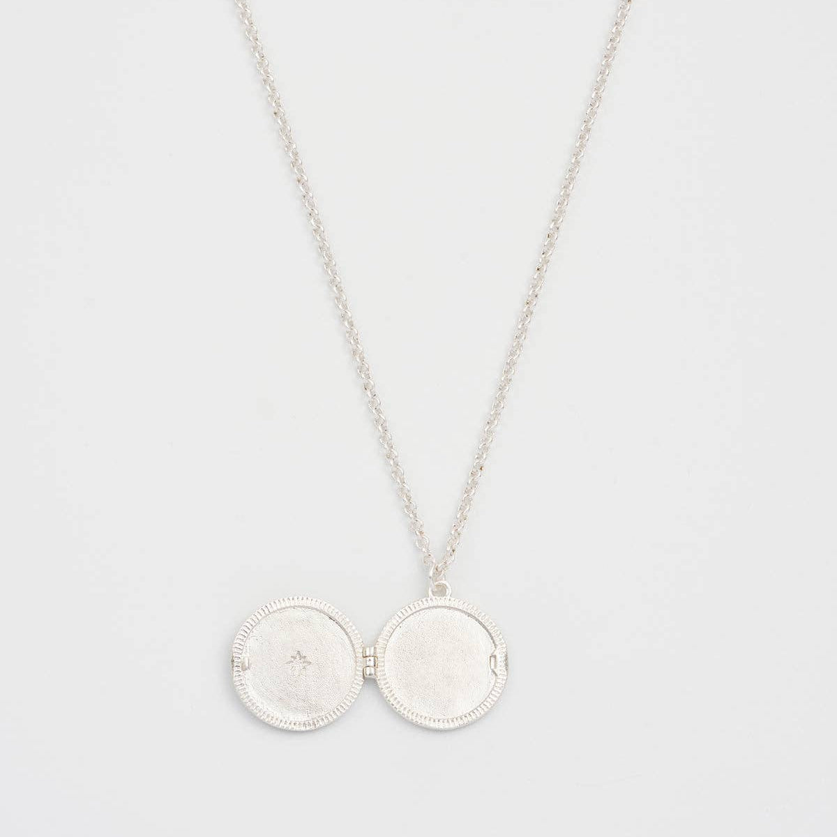 Medaillon collier LUNE - Fable England - plaqué argent
