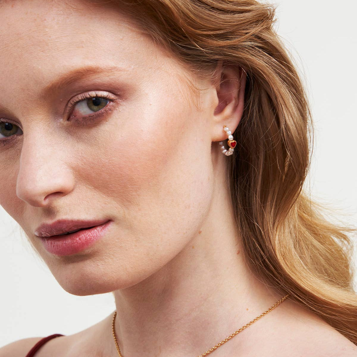 Boucles d’Oreilles Créoles Coeur et perles – Fable England