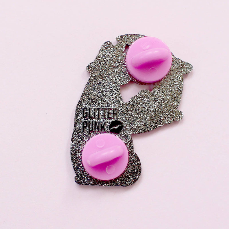 Pin’s Chat Siamois devant Lune Scintillante