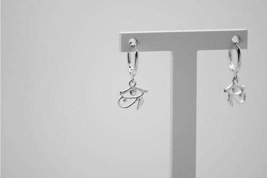 Boucles d’Oreilles Œil d’Horus en Argent 925 – Créoles Égypte Antique