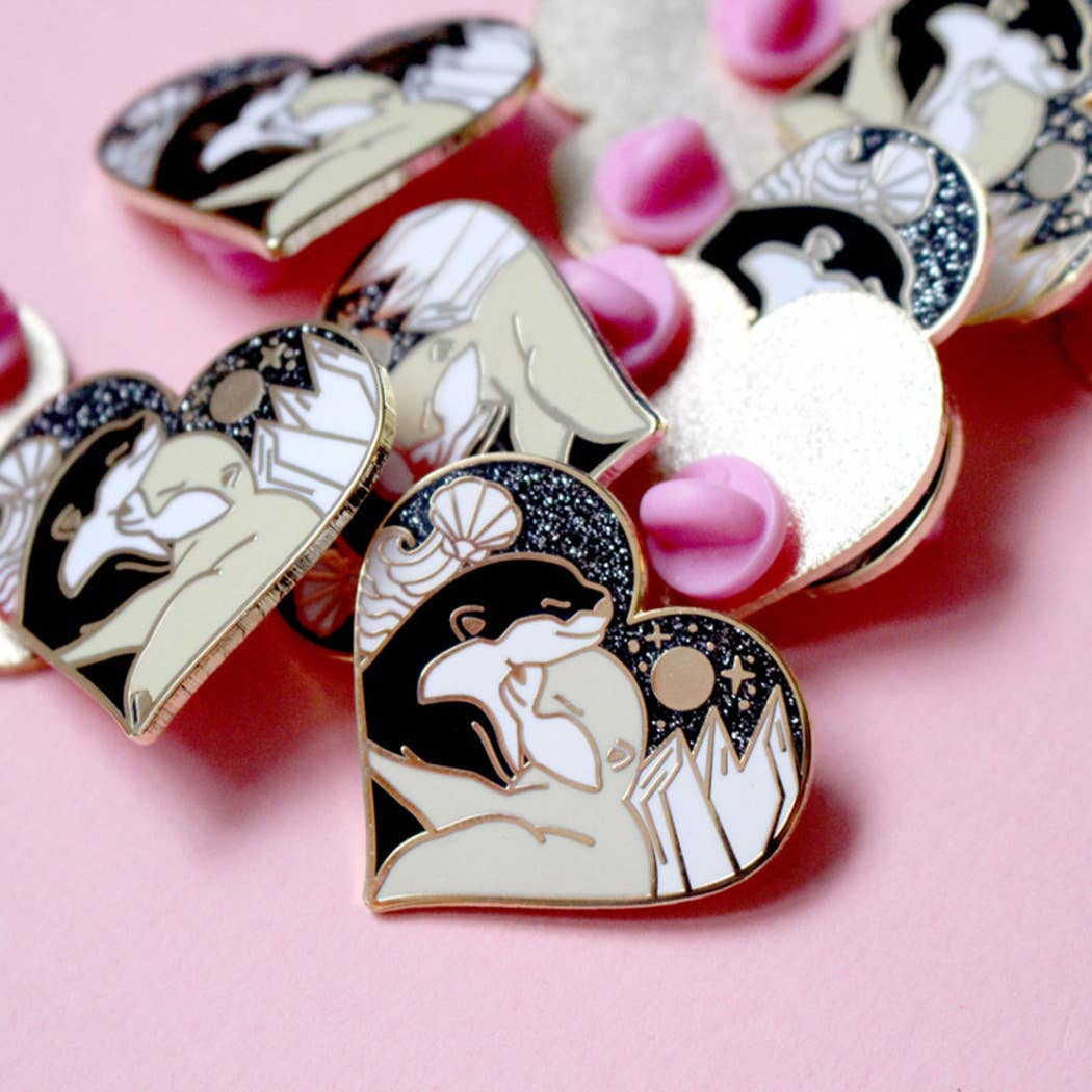 Pin’s Glitter Punk – Loutres Amoureuses – Ciel étoilé noir