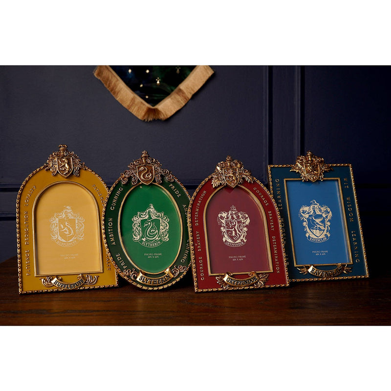 Cadre photo Harry Potter Gryffondor avec blason en relief et finitions dorées, 10 × 15 cm