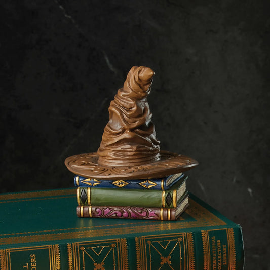 Figurine Harry Potter – Mini Chapeau de Choixpeau par Jim Shore – 9 cm