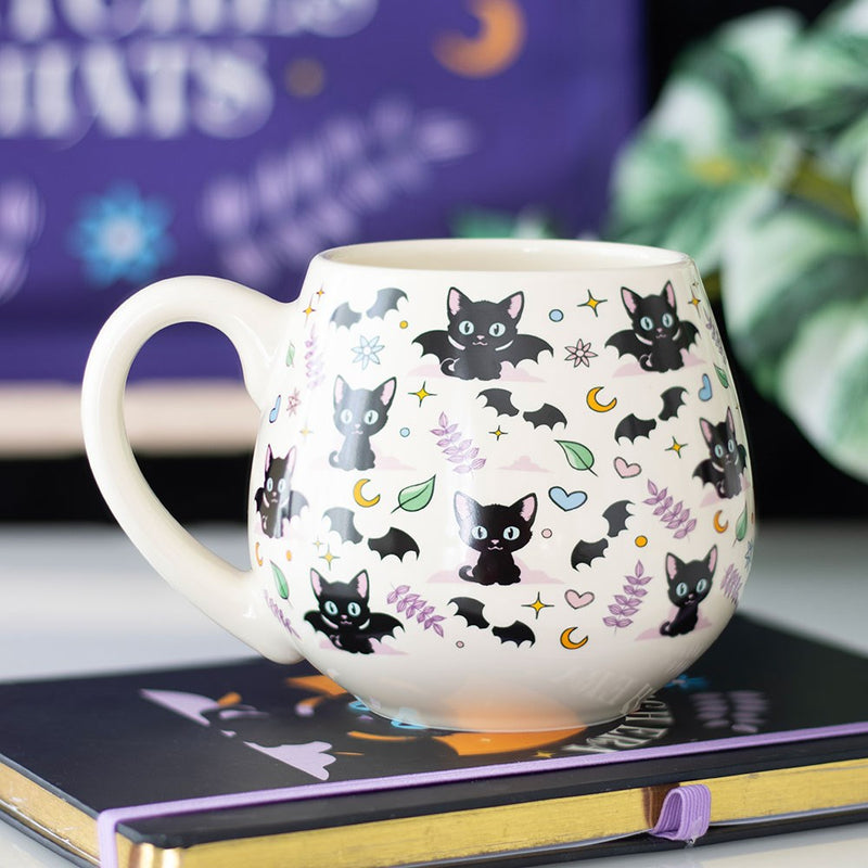 Mug Rond Chats Noirs et Symboles Mystiques – Collection Cute & Creepy