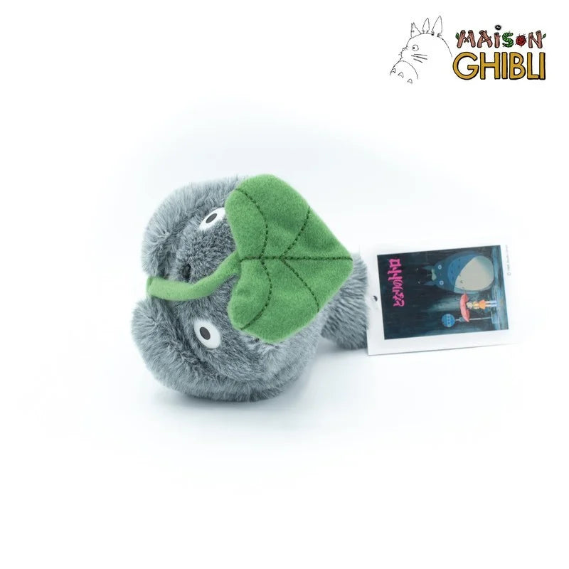 Peluche Totoro avec sa feuille – Mon Voisin Totoro 13 cm - Officiel Ghibli