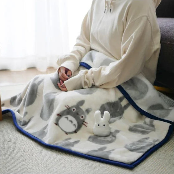 Plaid Silhouette Totoro Gris 70x100 cm - Mon Voisin Totoro